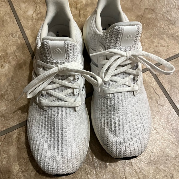 Women’s Adidas Ultraboost 1.0 DNA Shoes Size 9 White - Picture 3 of 7